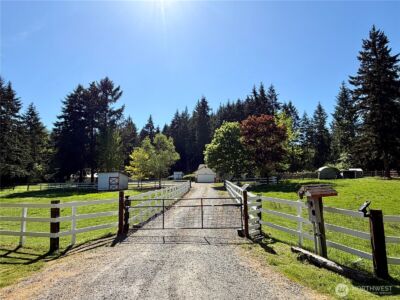 11621 Devin Lane SE, Yelm, WA 98597 - Photo 32
