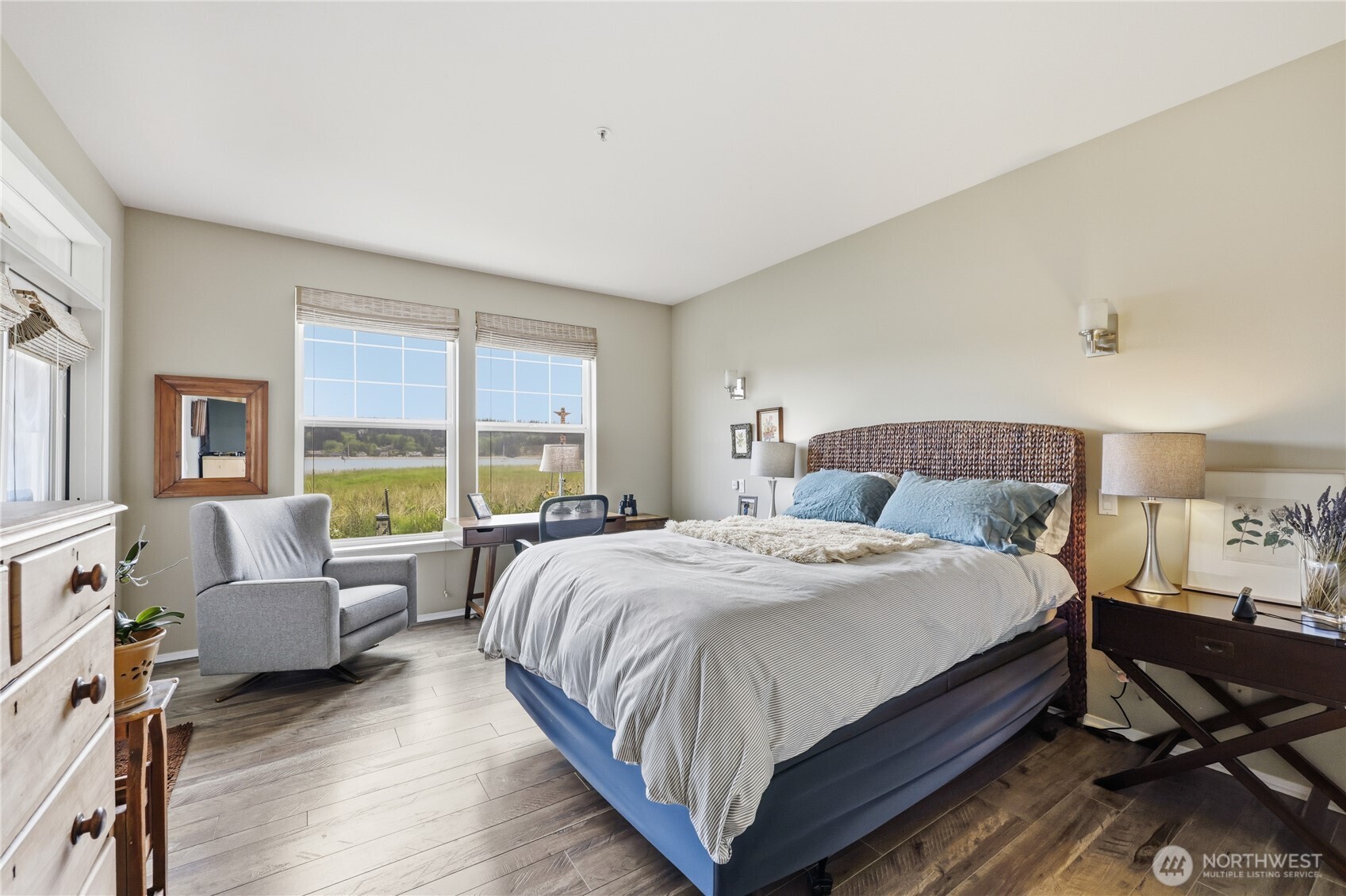 4 Heron Road , Port Ludlow, WA 98365