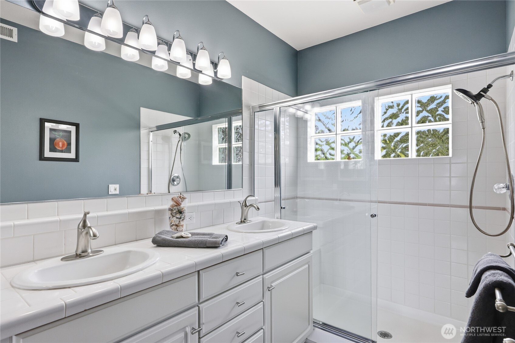 4 Heron Road , Port Ludlow, WA 98365