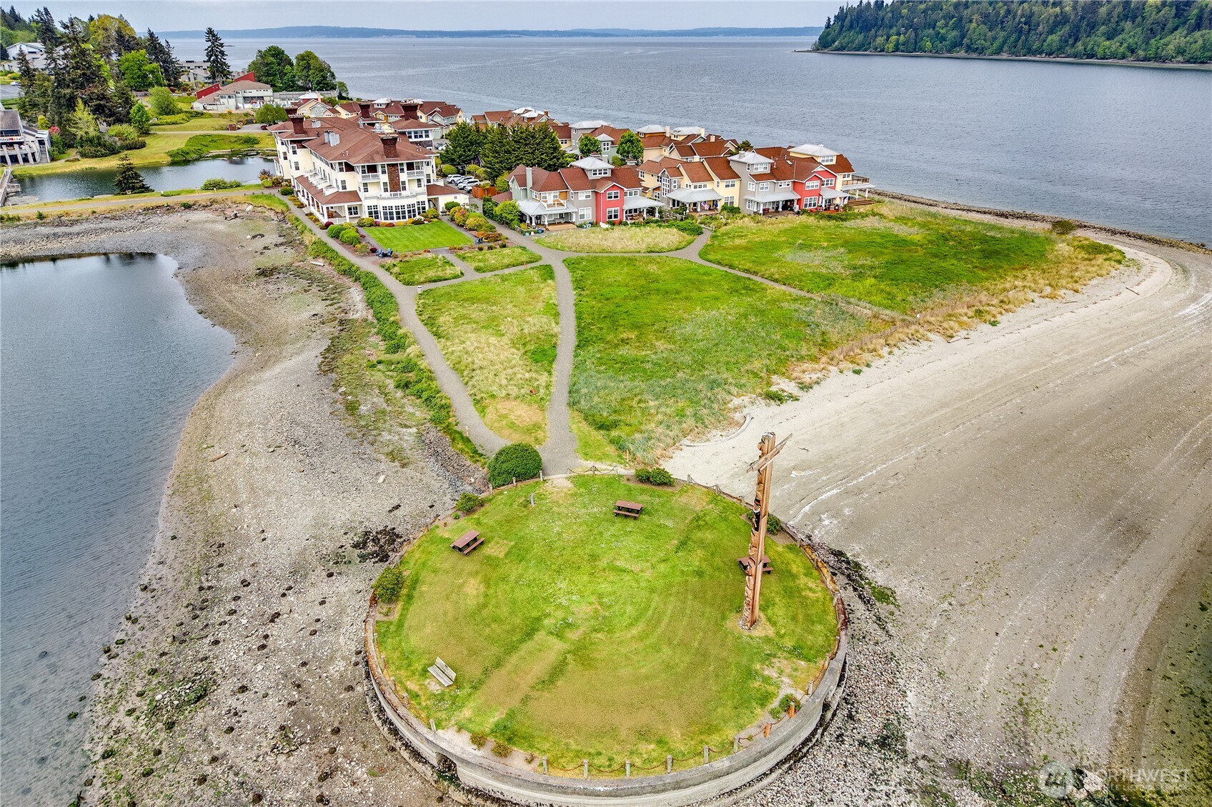 4 Heron Road , Port Ludlow, WA 98365