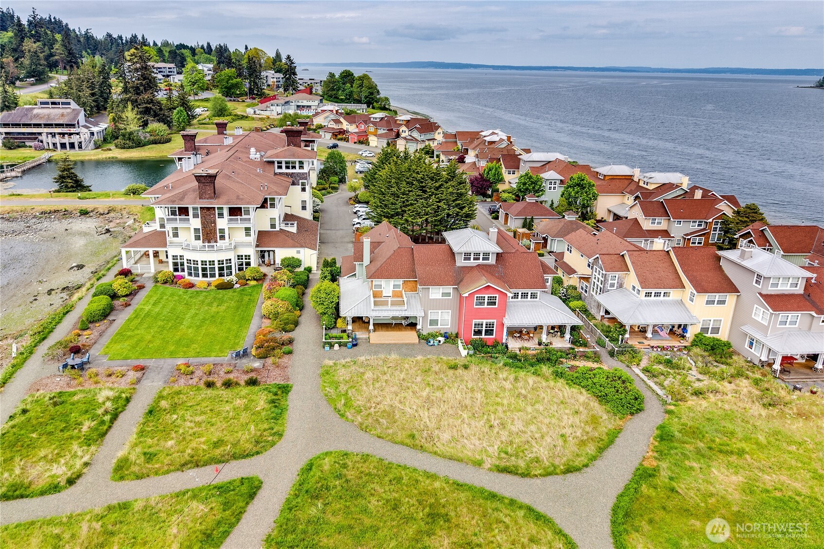 4 Heron Road , Port Ludlow, WA 98365