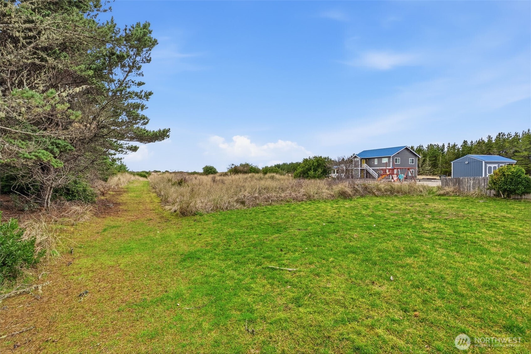 13301 North Place , Long Beach, WA 98631
