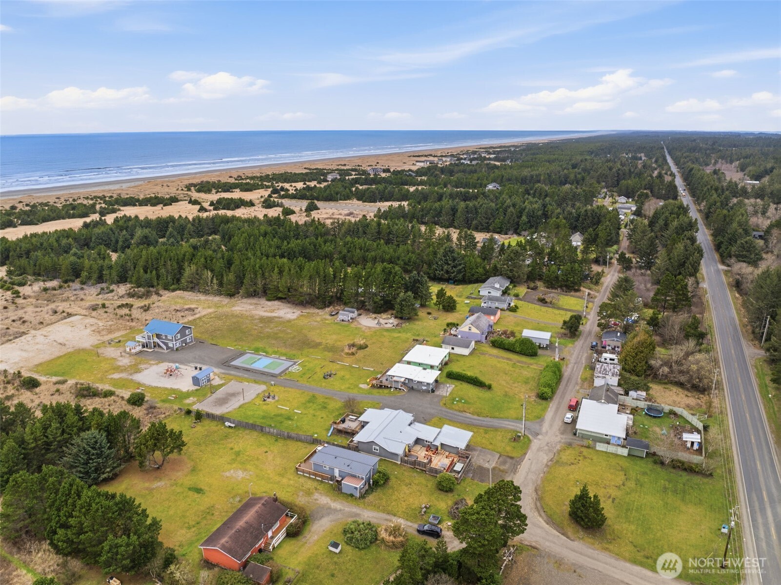 13301 North Place , Long Beach, WA 98631