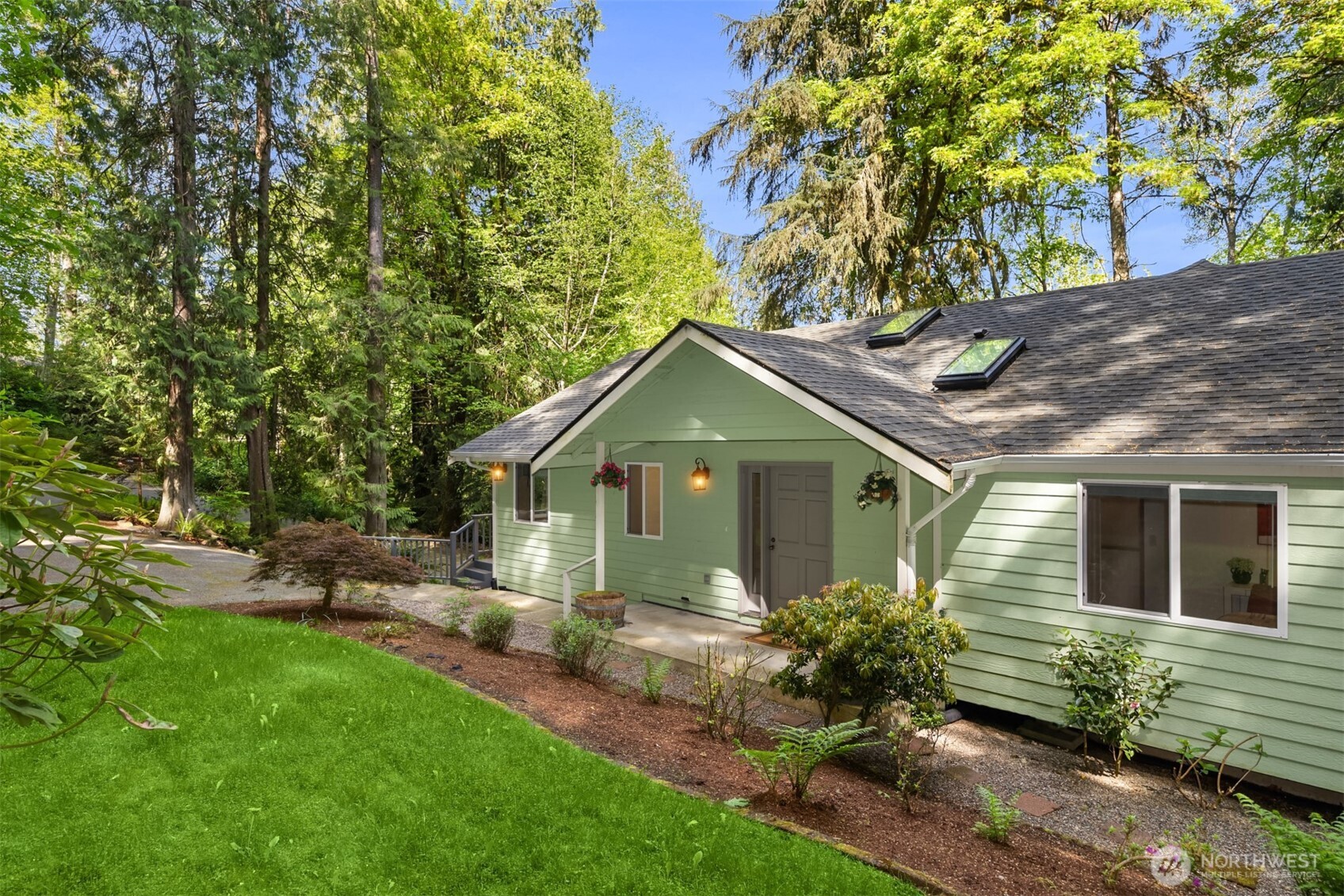 26540 Edgewater Boulevard NW, Poulsbo, WA 98370