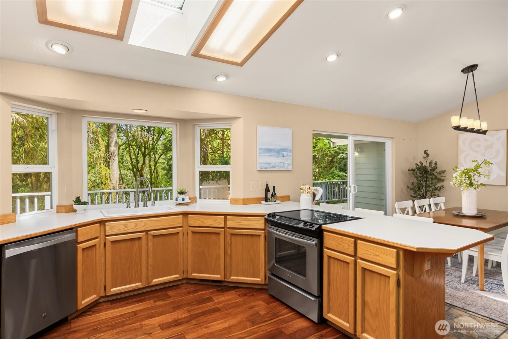 26540 Edgewater Boulevard NW, Poulsbo, WA 98370