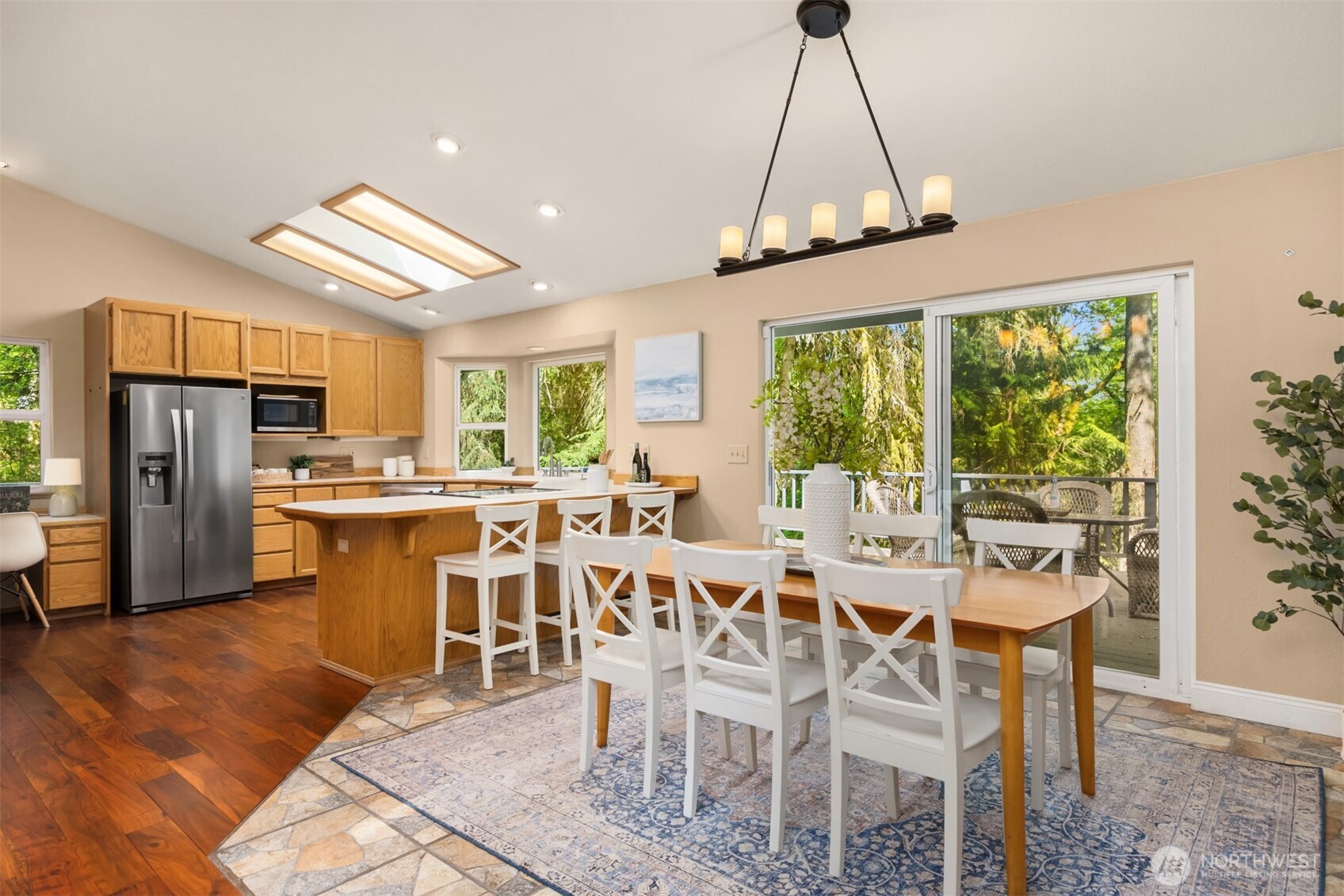 26540 Edgewater Boulevard NW, Poulsbo, WA 98370