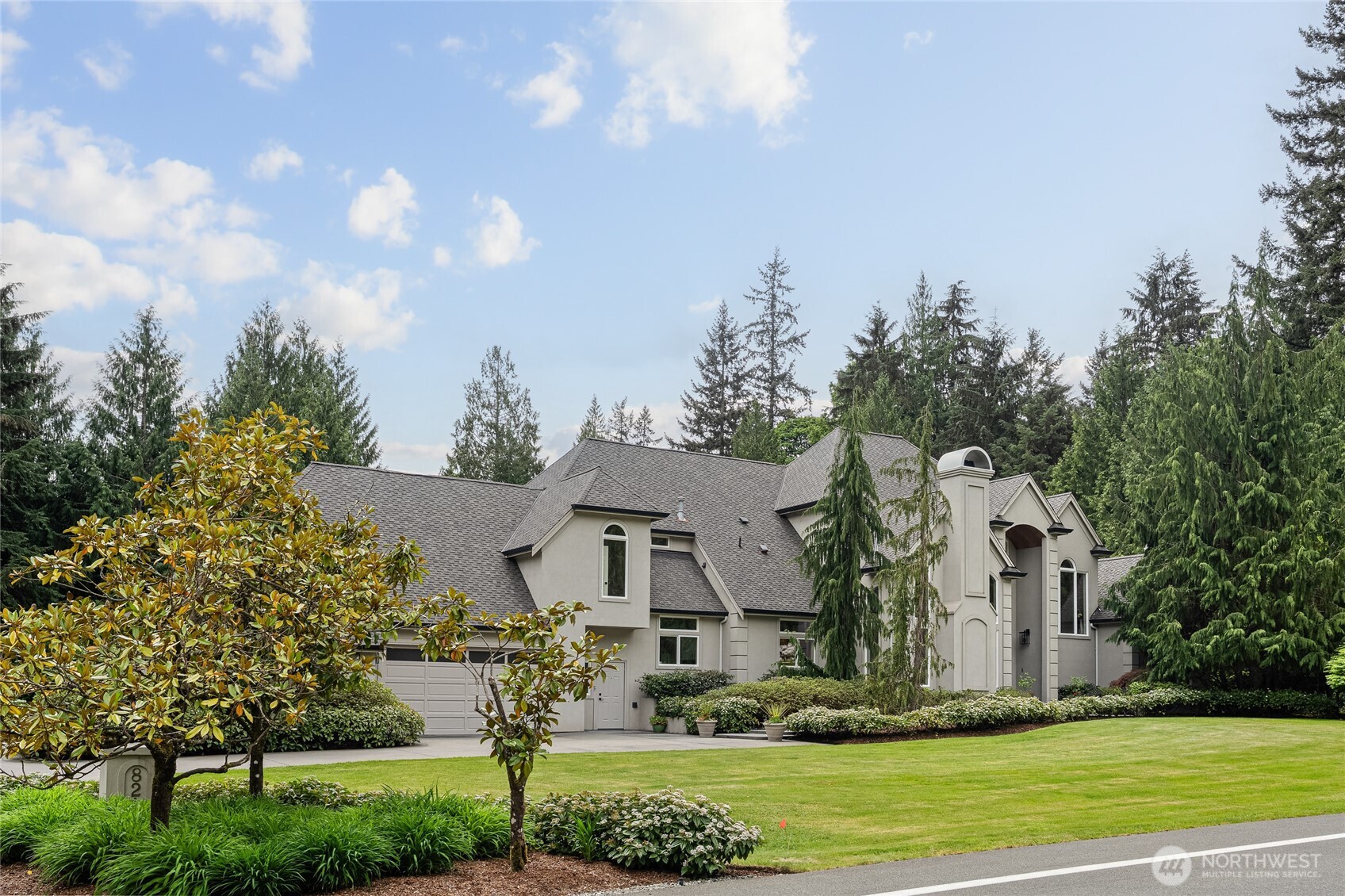 8218 229th Place SE, Woodinville, WA 98072