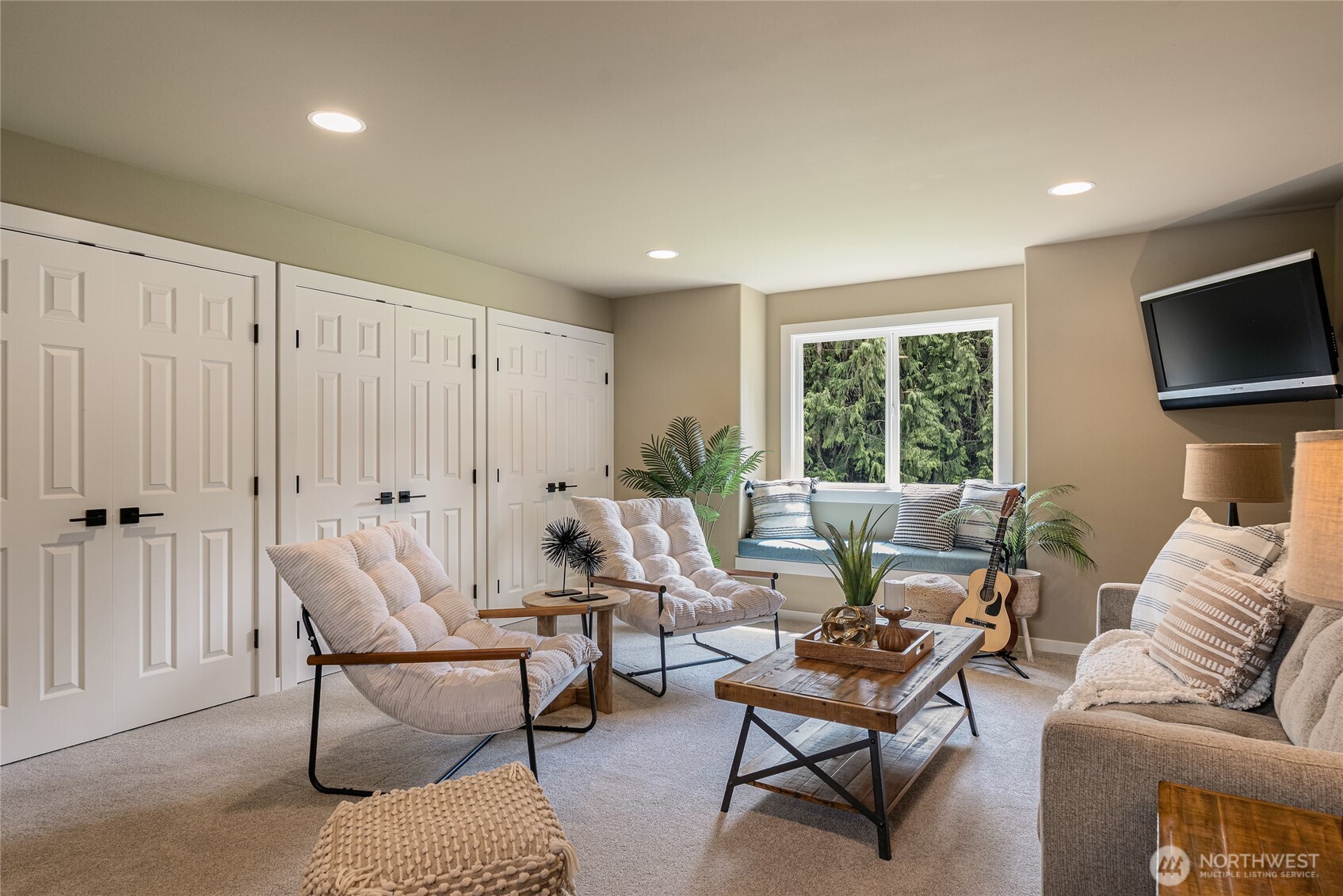 8218 229th Place SE, Woodinville, WA 98072