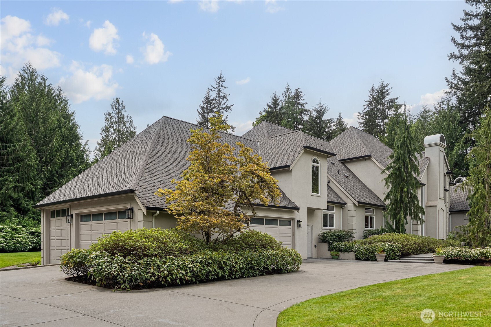 8218 229th Place SE, Woodinville, WA 98072