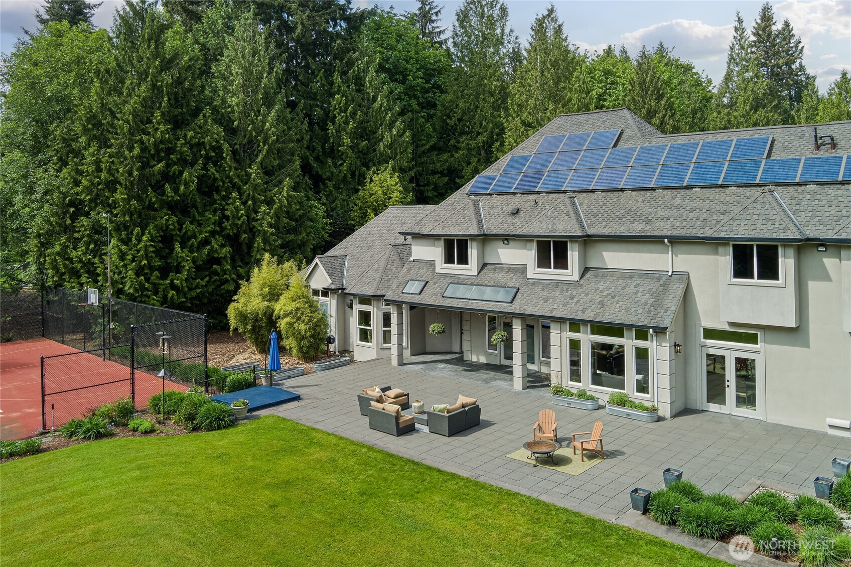 8218 229th Place SE, Woodinville, WA 98072