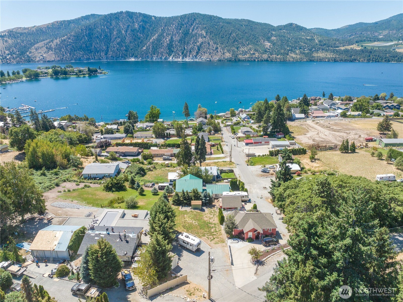 327 Lakeshore Drive , Manson, WA 98831