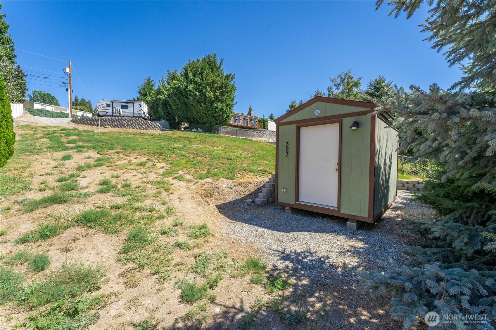 327 Lakeshore Drive , Manson, WA 98831