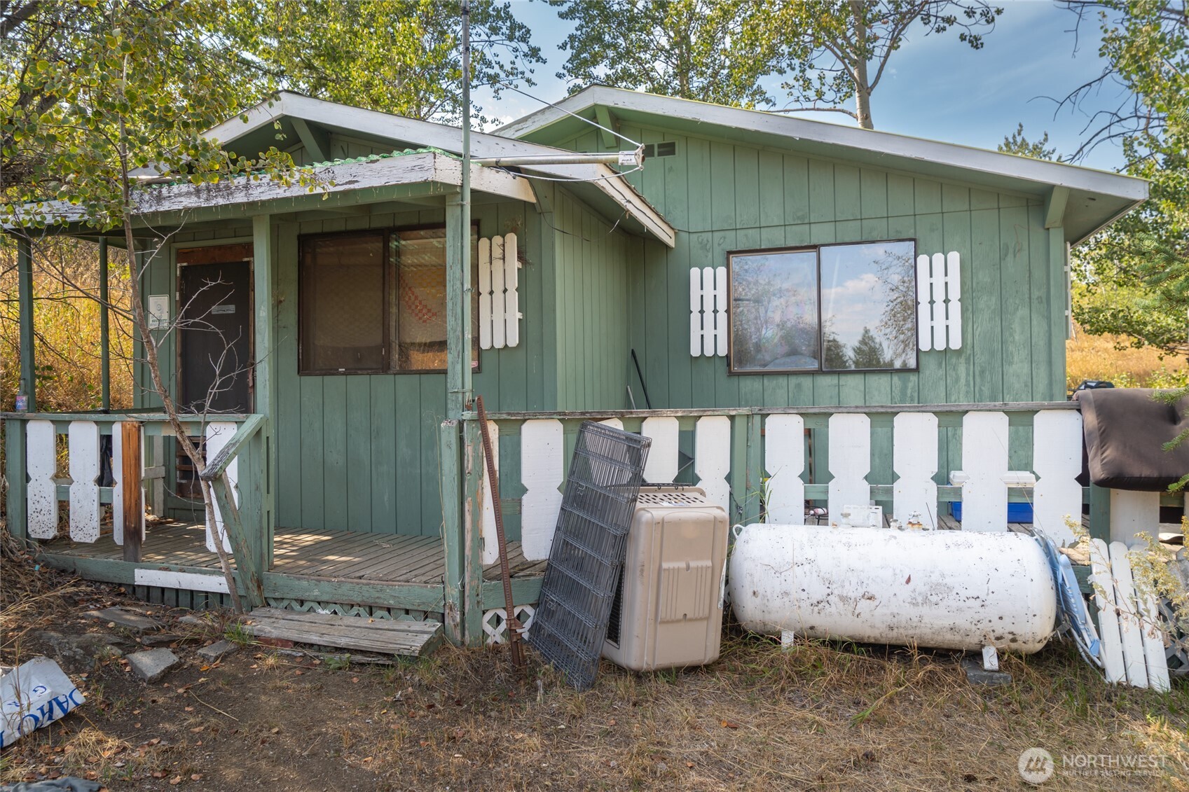 653 B Ellemeham Mtn. Road , Oroville, WA 98844