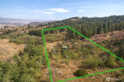 653 B Ellemeham Mtn. Road , Oroville, WA 98844 - Photo 7