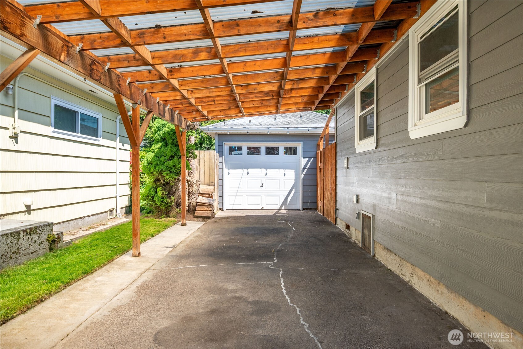 2808 Lilac Street , Longview, WA 98632