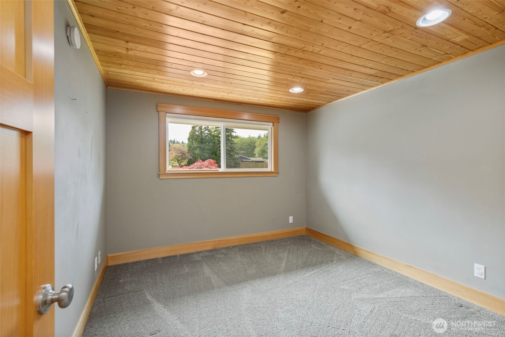 32022 Gamble Way NE, Poulsbo, WA 98370