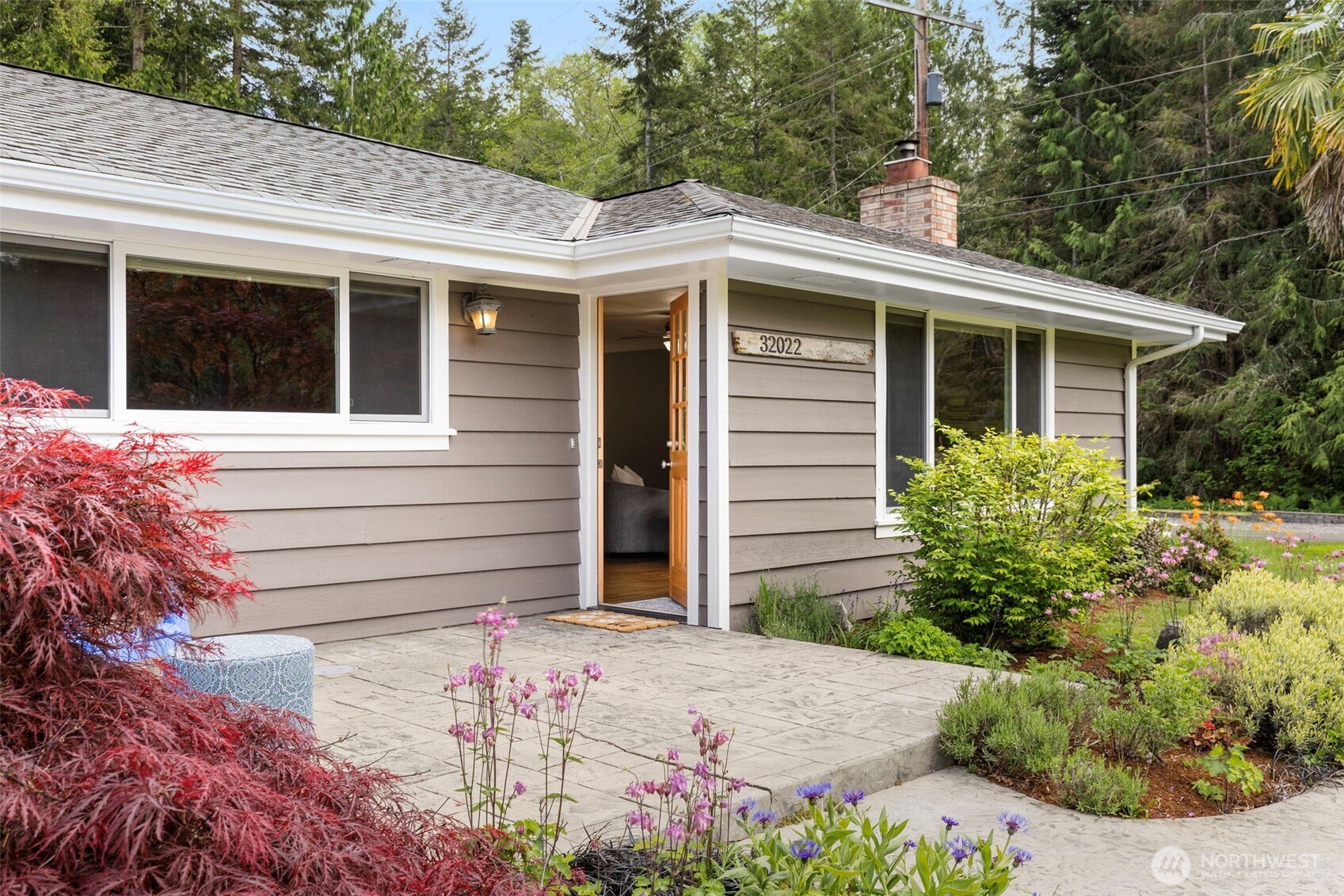 32022 Gamble Way NE, Poulsbo, WA 98370