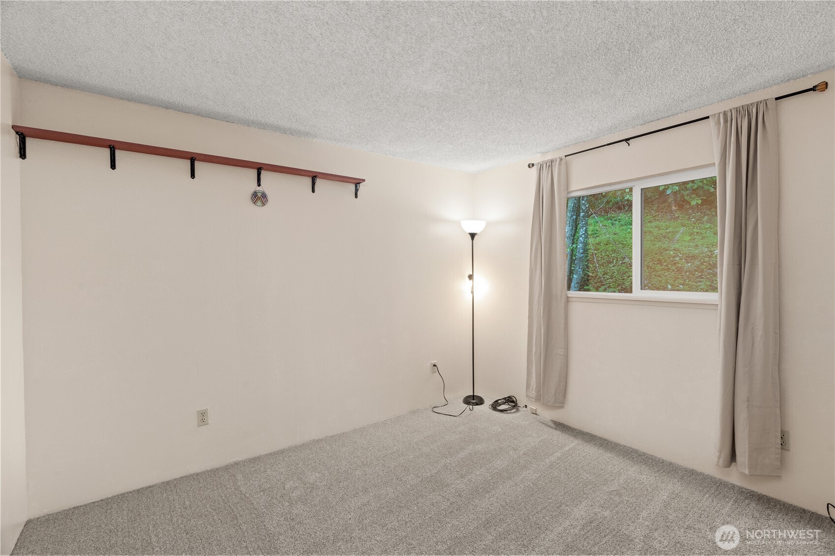 467 E Mommsen Street , McCleary, WA 98557