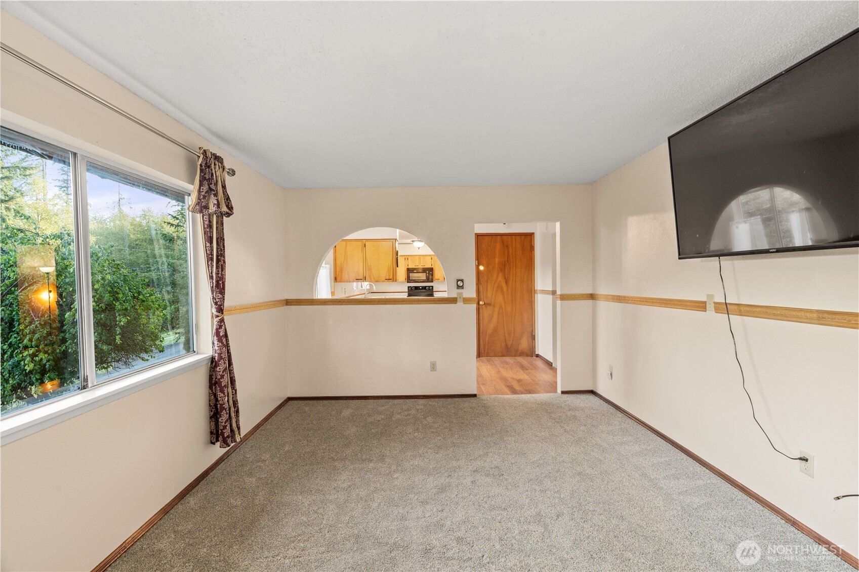 467 E Mommsen Street , McCleary, WA 98557