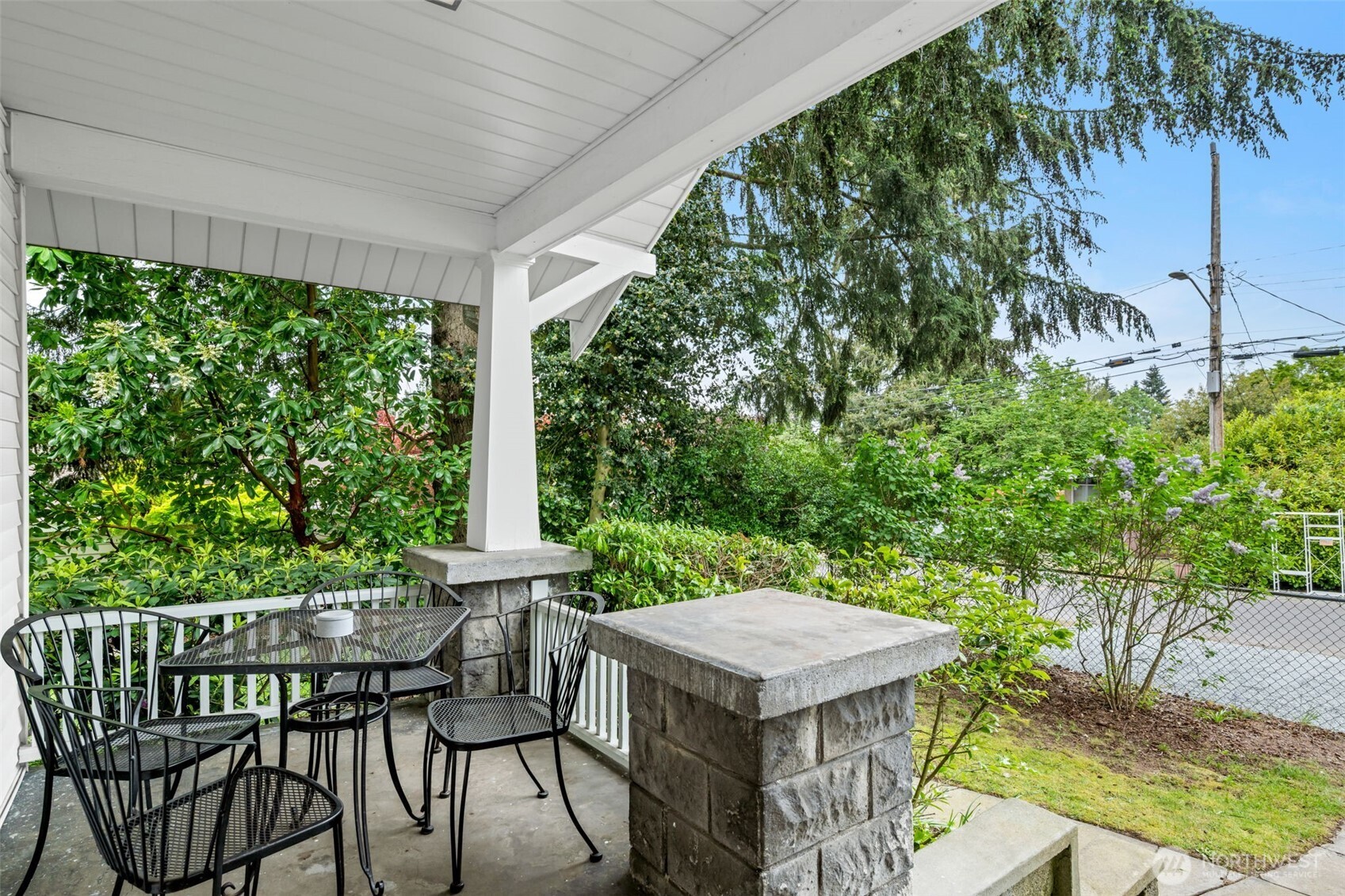 3551 SW 99th Street , Seattle, WA 98126