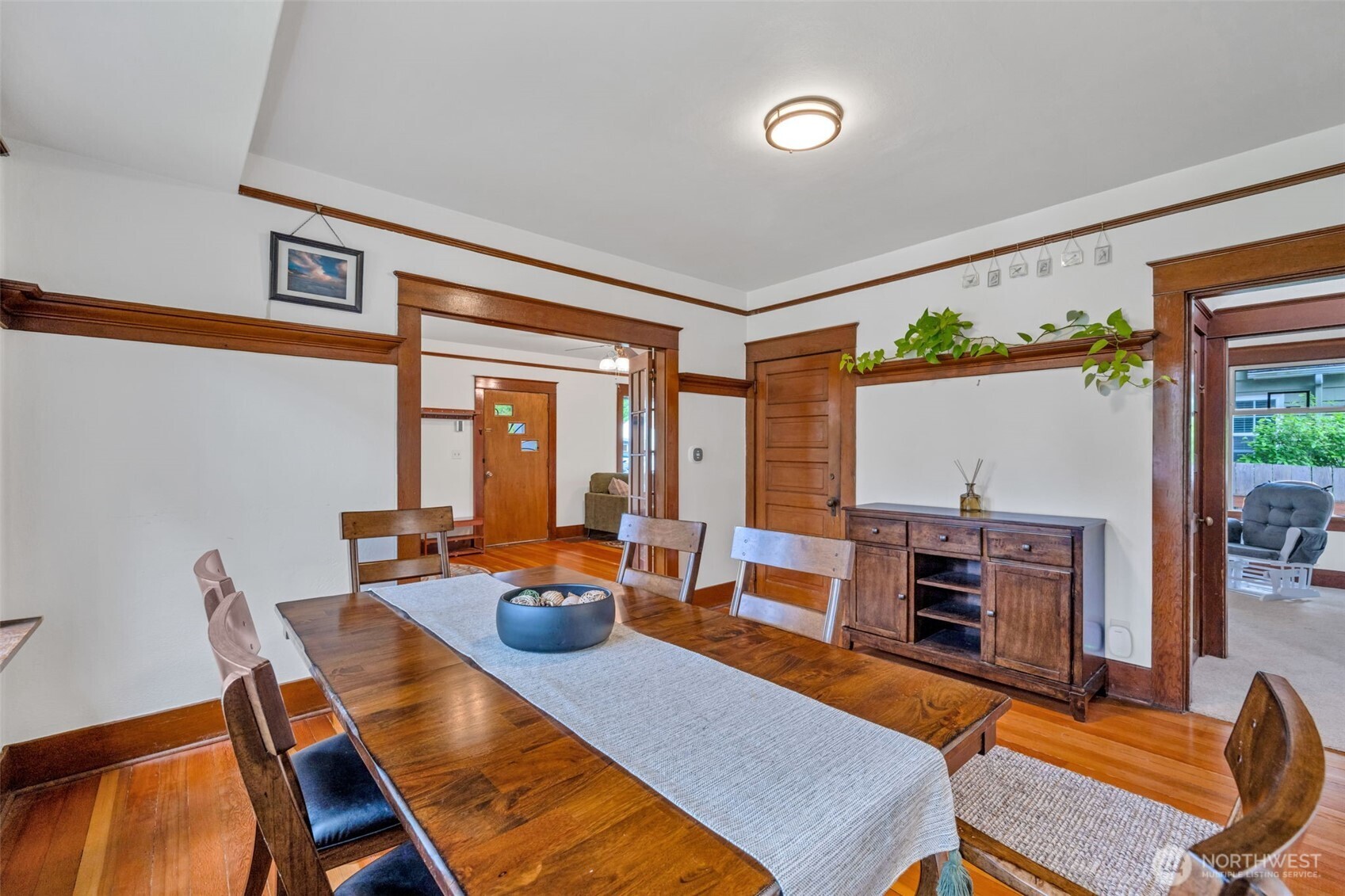3551 SW 99th Street , Seattle, WA 98126