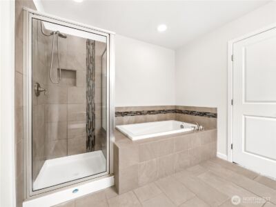 201 Grennan Lane N, Enumclaw, WA 98022 - Photo 15