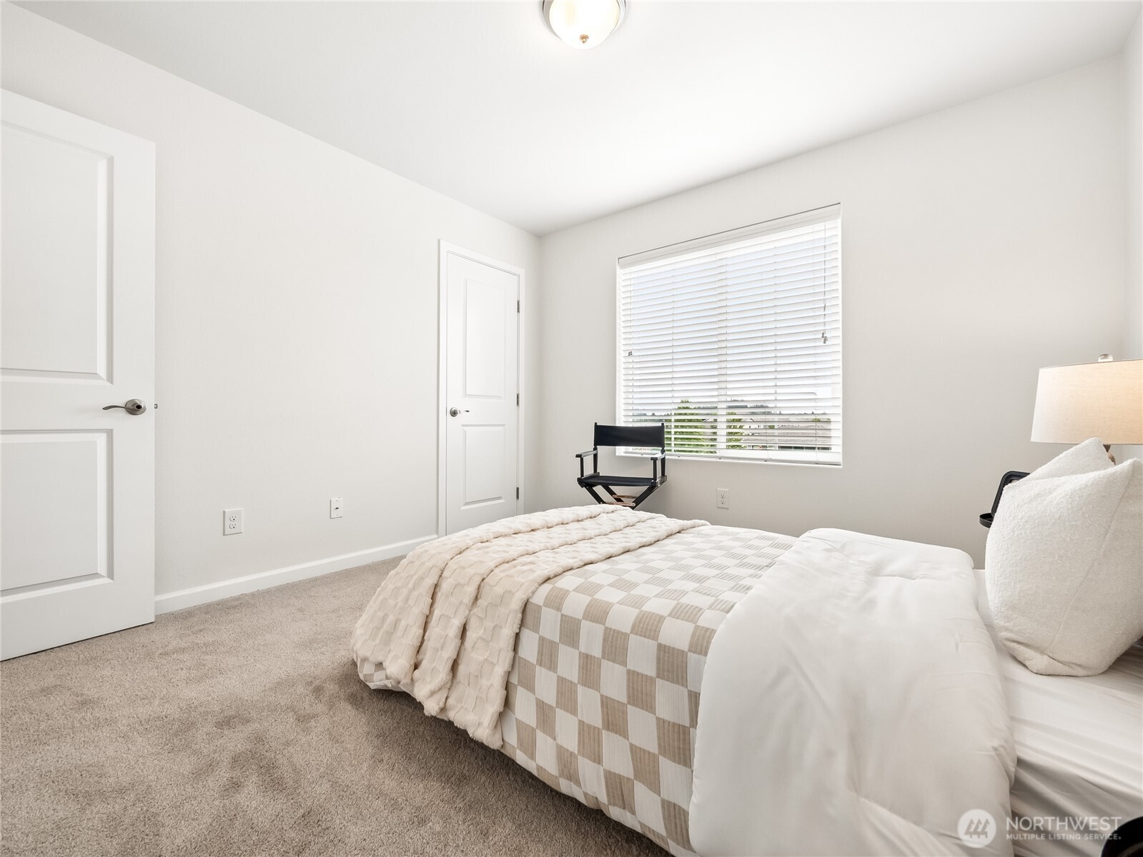 201 Grennan Lane N, Enumclaw, WA 98022