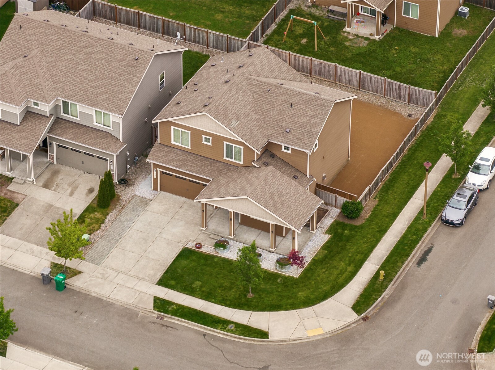 201 Grennan Lane N, Enumclaw, WA 98022
