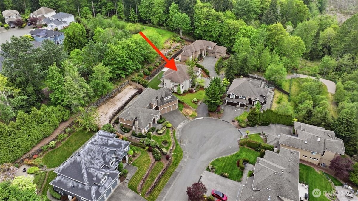 24121 NE 1st Place , Sammamish, WA 98074