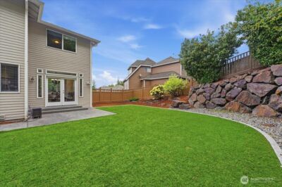 24121 NE 1st Place , Sammamish, WA 98074 - Photo 36