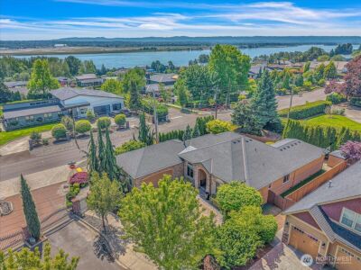 1410 SE Columbia Crest Court , Vancouver, WA 98664 - Photo 2