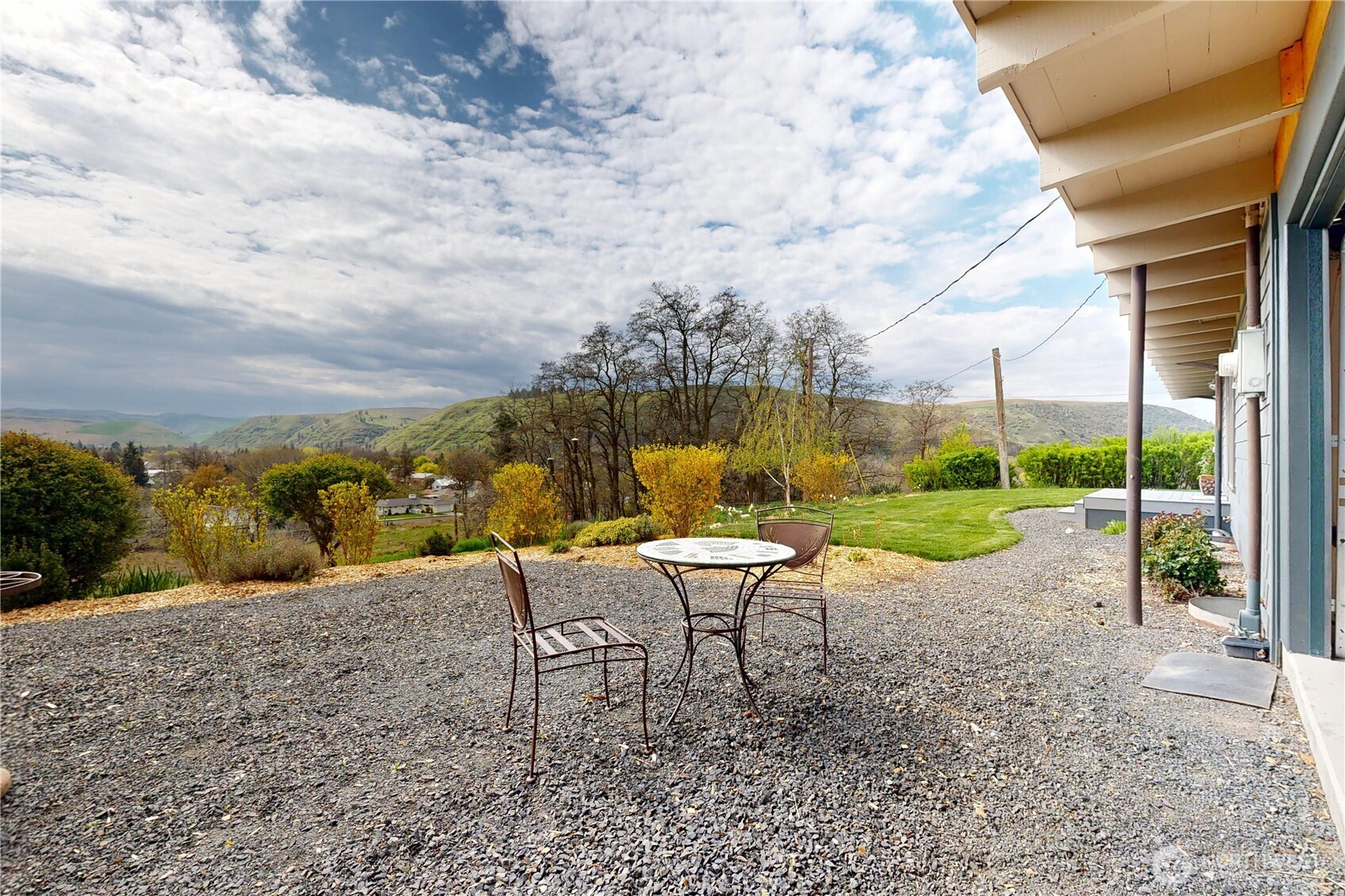 800 Eckler , Dayton, WA 99328