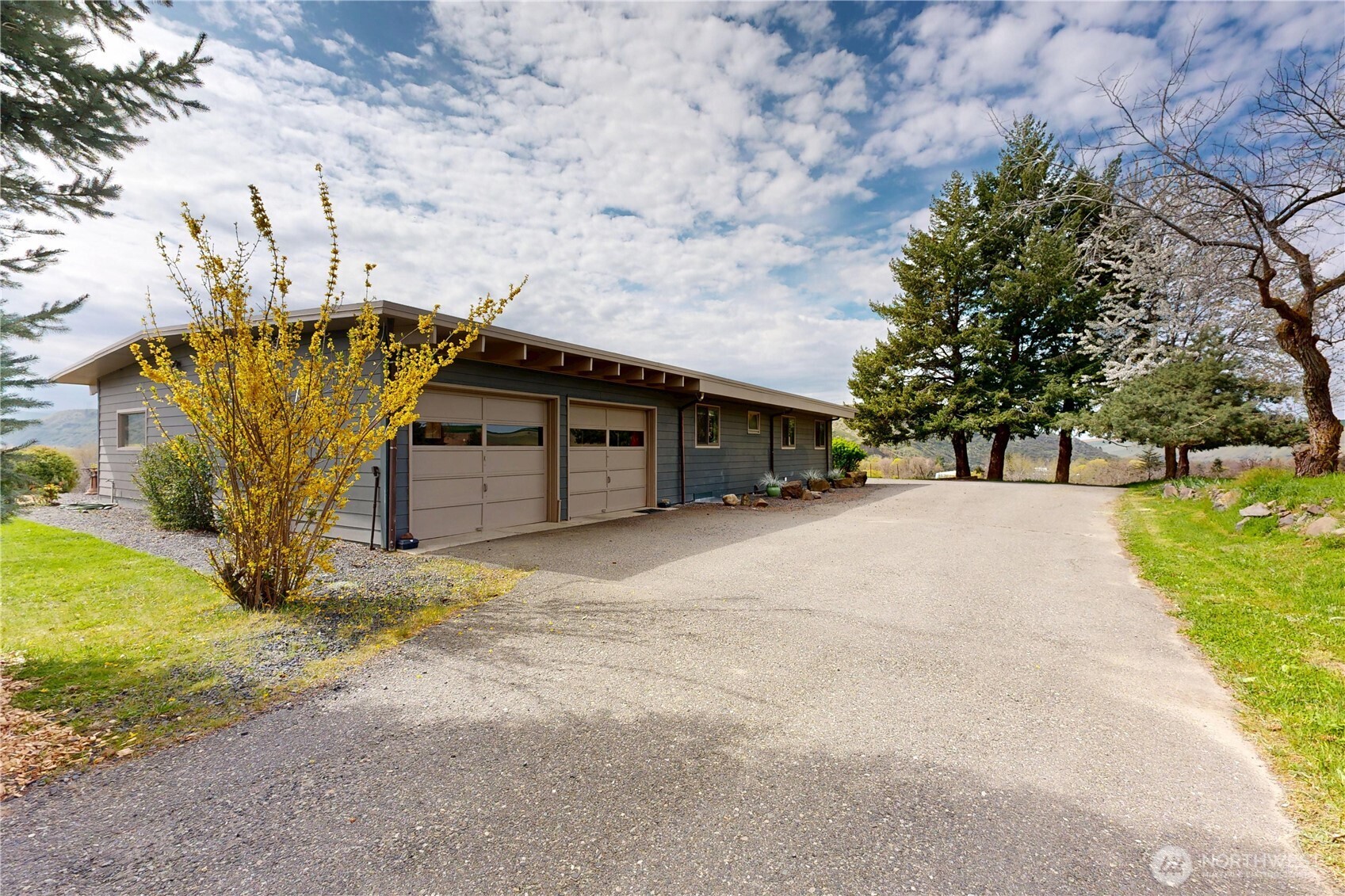 800 Eckler , Dayton, WA 99328