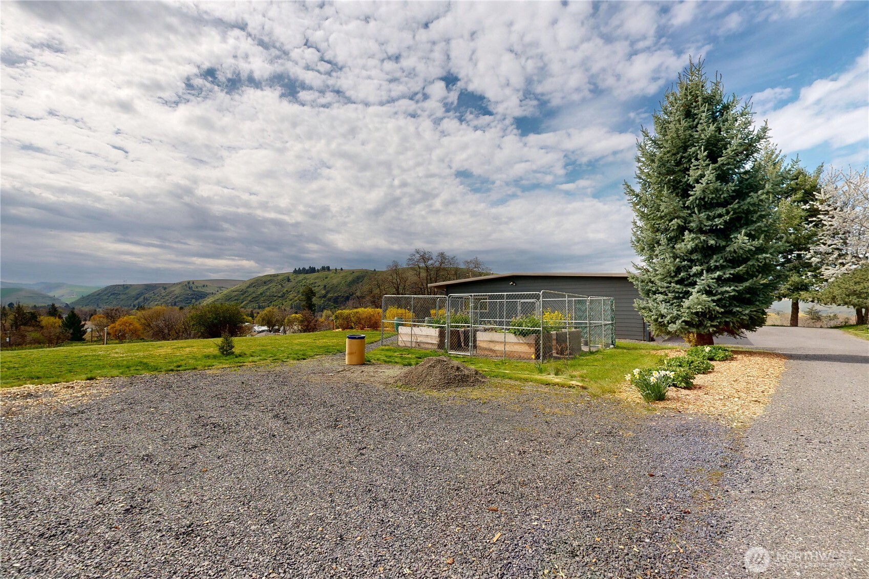 800 Eckler , Dayton, WA 99328