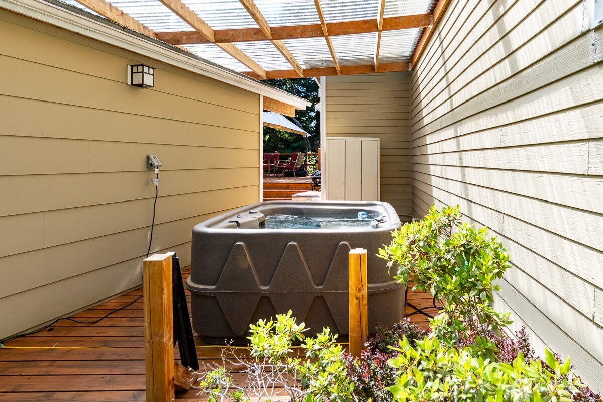 23319 NE 142nd Place , Woodinville, WA 98077