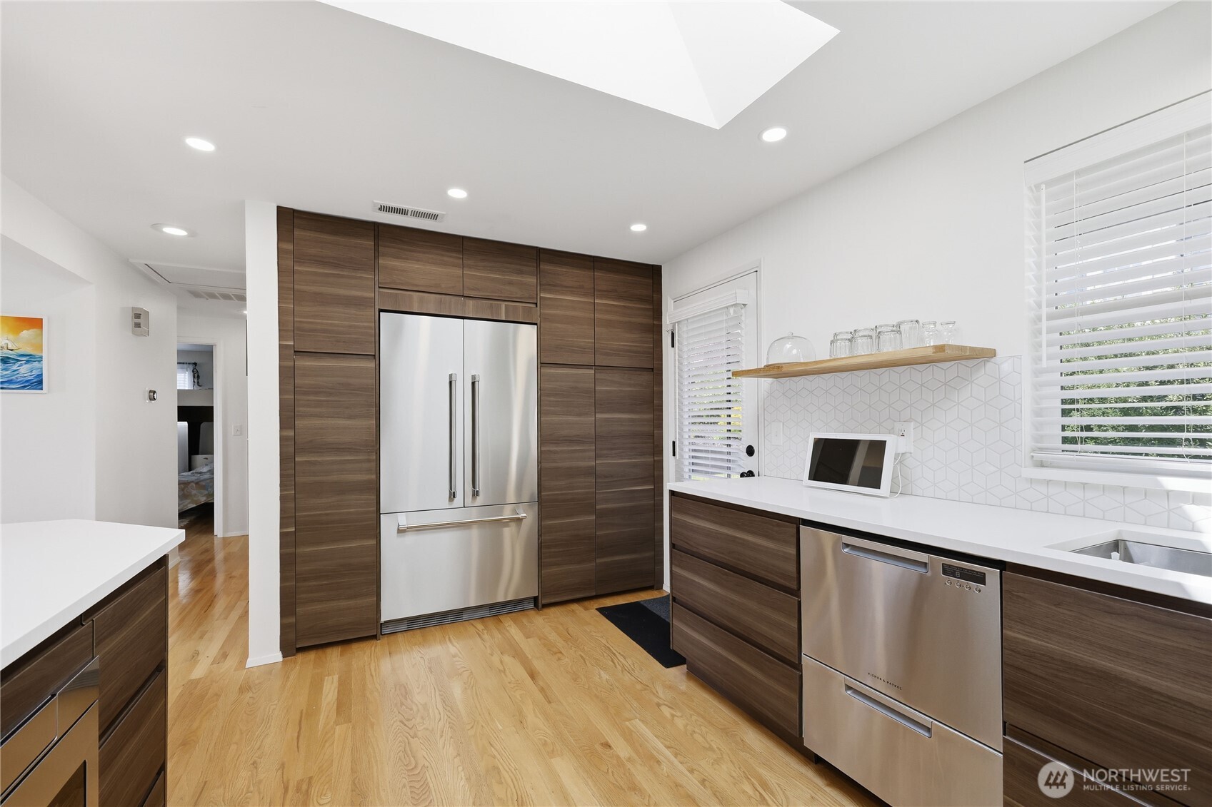 2702 E 16th Street , Bremerton, WA 98310
