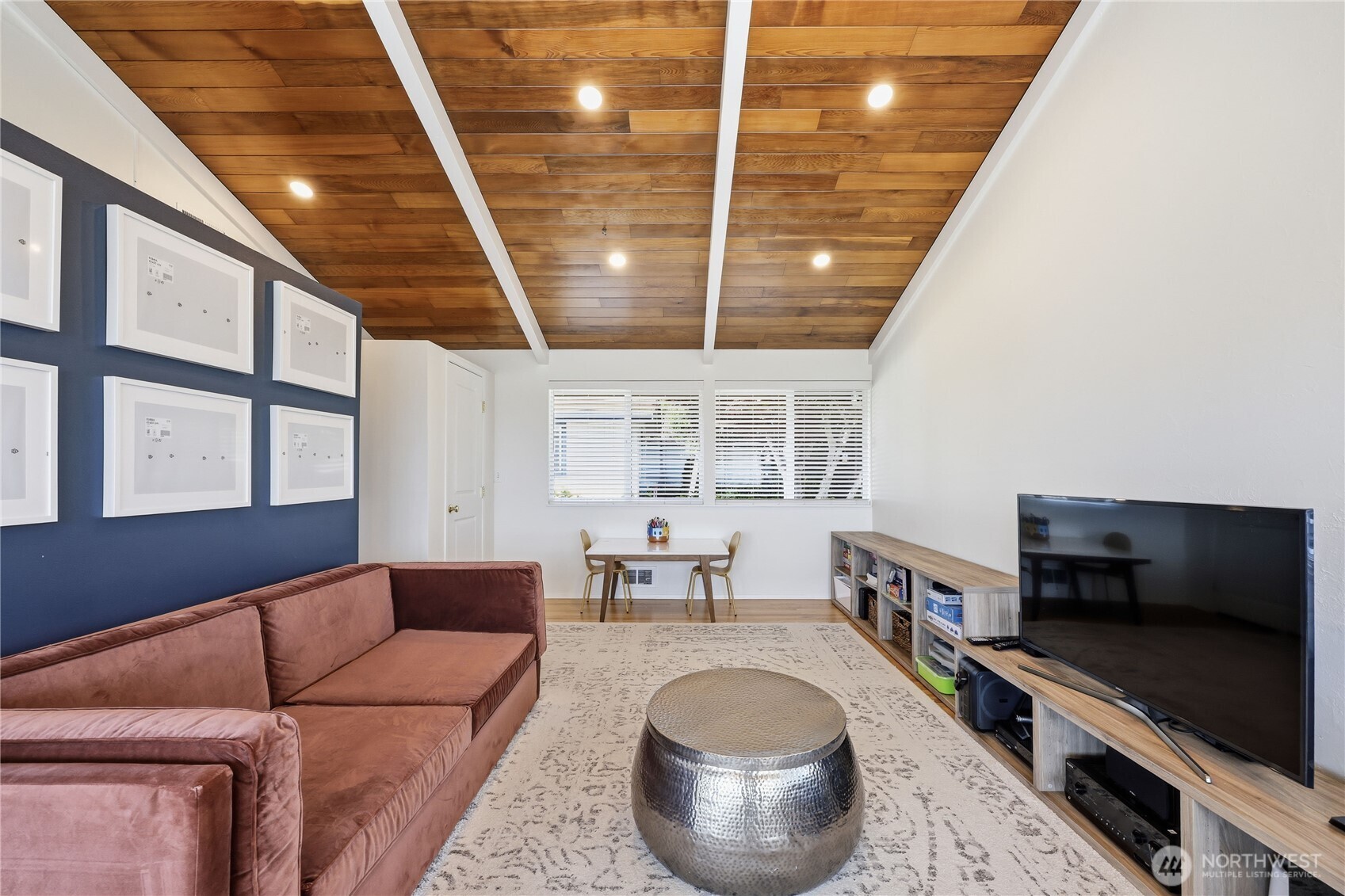 2702 E 16th Street , Bremerton, WA 98310
