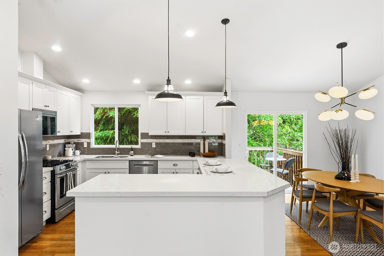 4035 NE 110th Street , Seattle, WA 98125