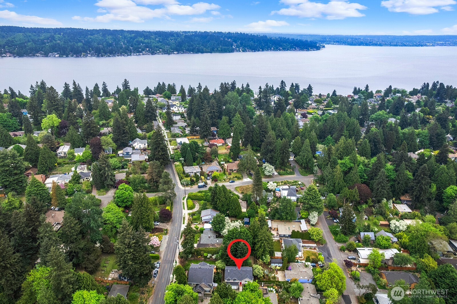 4035 NE 110th Street , Seattle, WA 98125