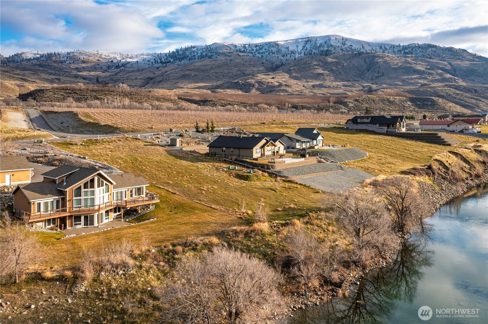 23 N Shore Drive , Orondo, WA 98843