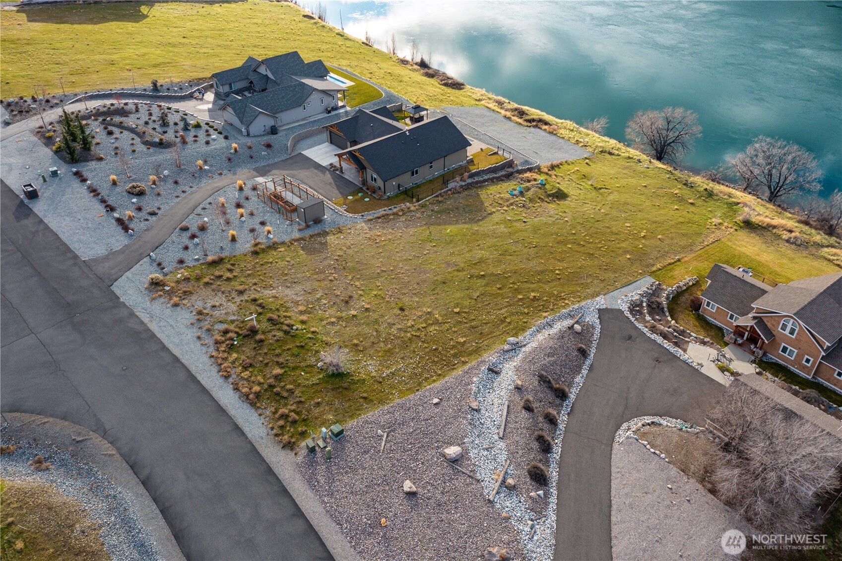 23 N Shore Drive , Orondo, WA 98843