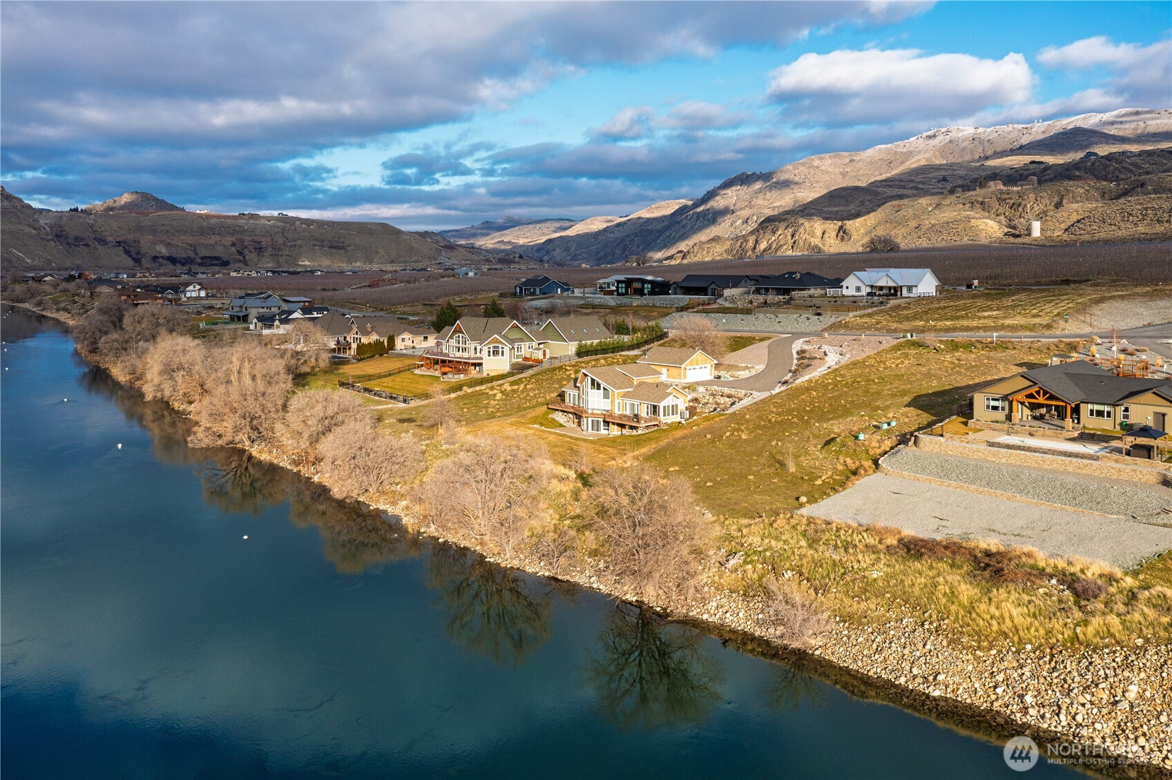 23 N Shore Drive , Orondo, WA 98843