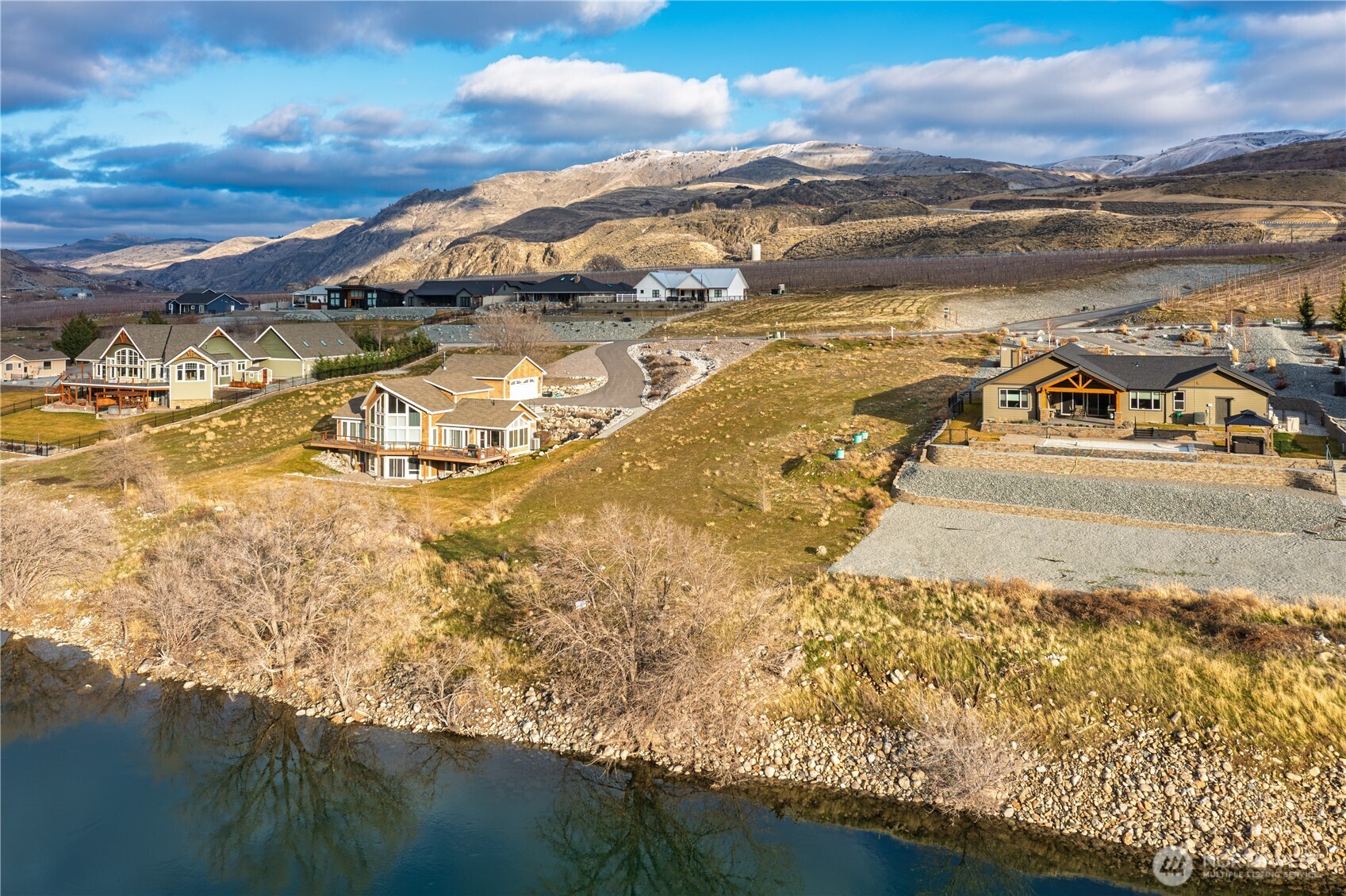 23 N Shore Drive , Orondo, WA 98843
