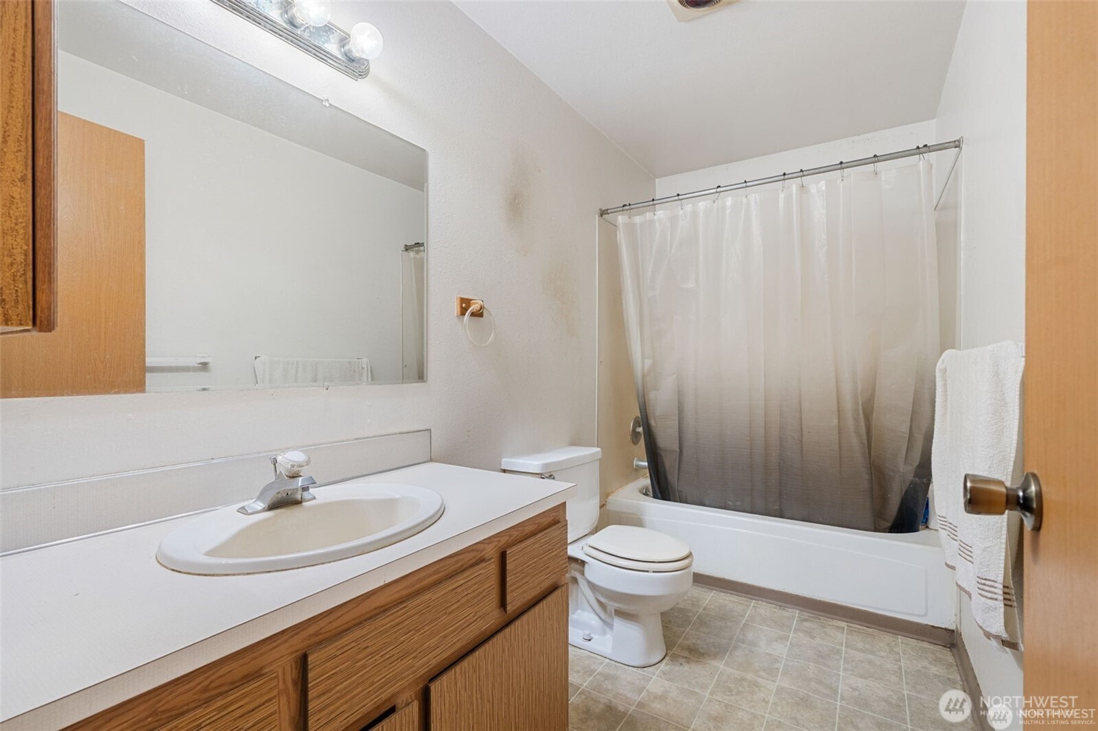 1011 1013, 1015 S 48th Avenue , Yakima, WA 98908