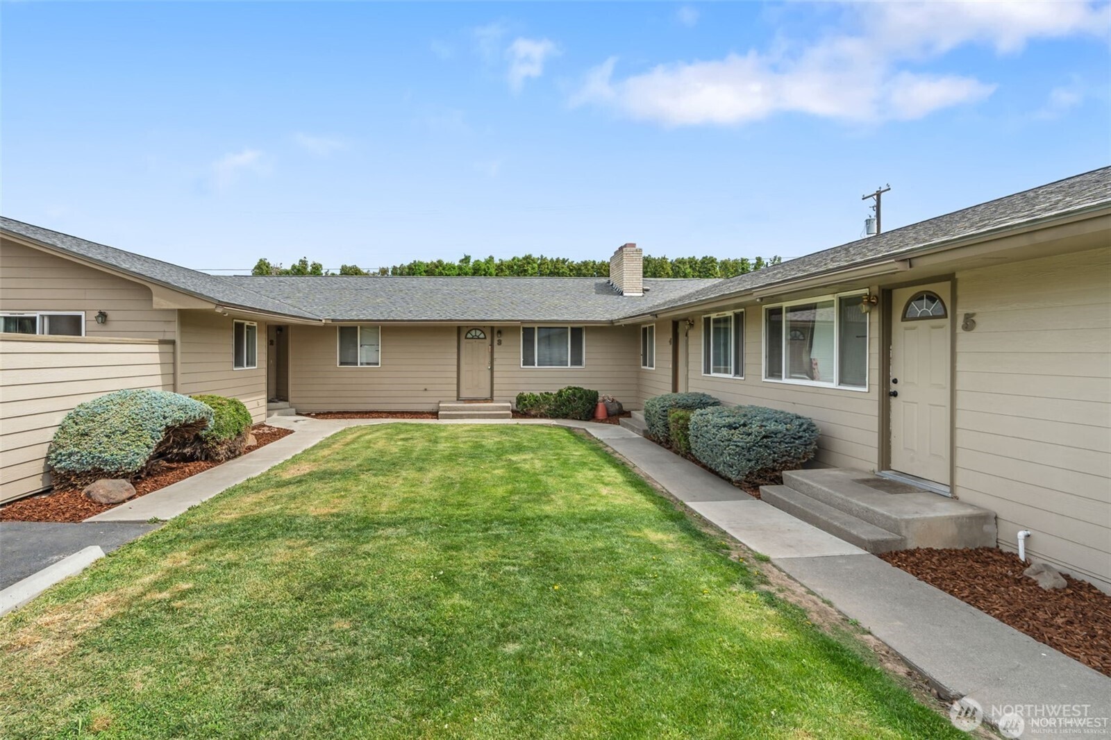 1011 1013, 1015 S 48th Avenue , Yakima, WA 98908