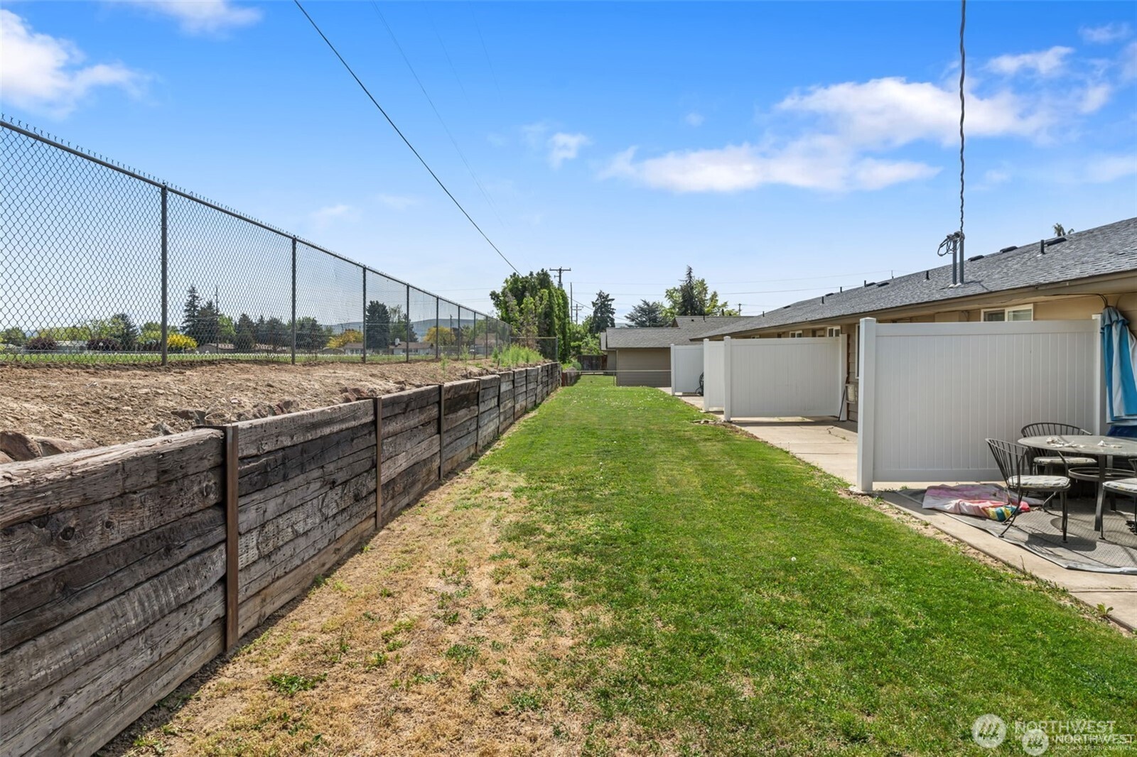 1011 1013, 1015 S 48th Avenue , Yakima, WA 98908