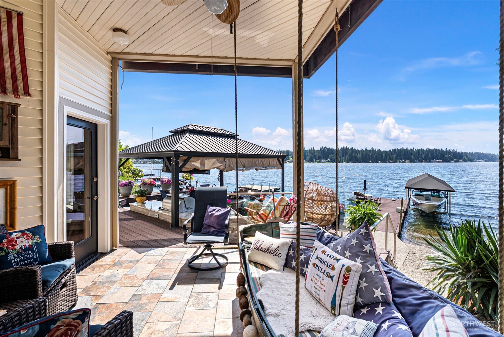 3800 E Mason Lake Drive W, Grapeview, WA 98546