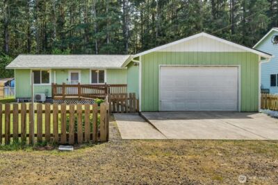 1716 194th Street , Long Beach, WA 98631