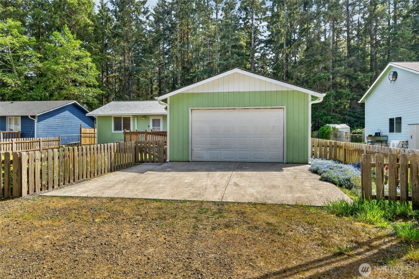 1716 194th Street , Long Beach, WA 98631