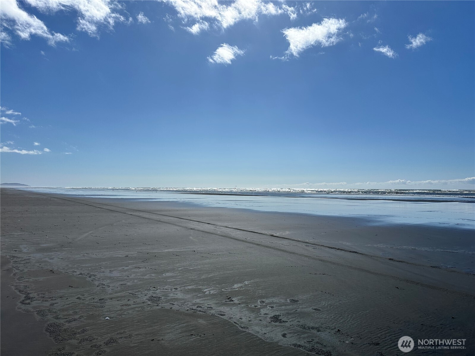 1716 194th Street , Long Beach, WA 98631